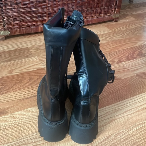 Zara Platform Boots - Picture 5 of 8